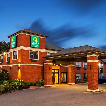 Quality Inn & Suites Garden Of The Gulf Summerside Exterior foto